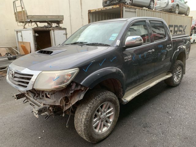 Toyota Hilux KUN26 11/2013-03/2015