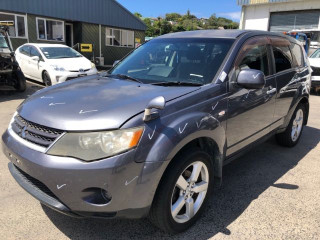 Mitsubishi Outlander CW5W 2006-2012